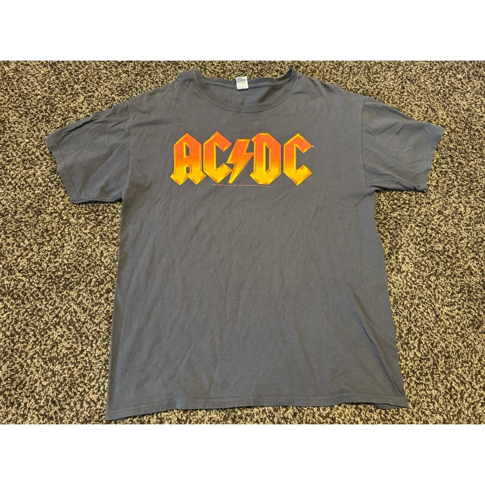 AC/DC Graphic T Shirt Mens Large L Gray Short Sleeve Rock Band Concert Tee